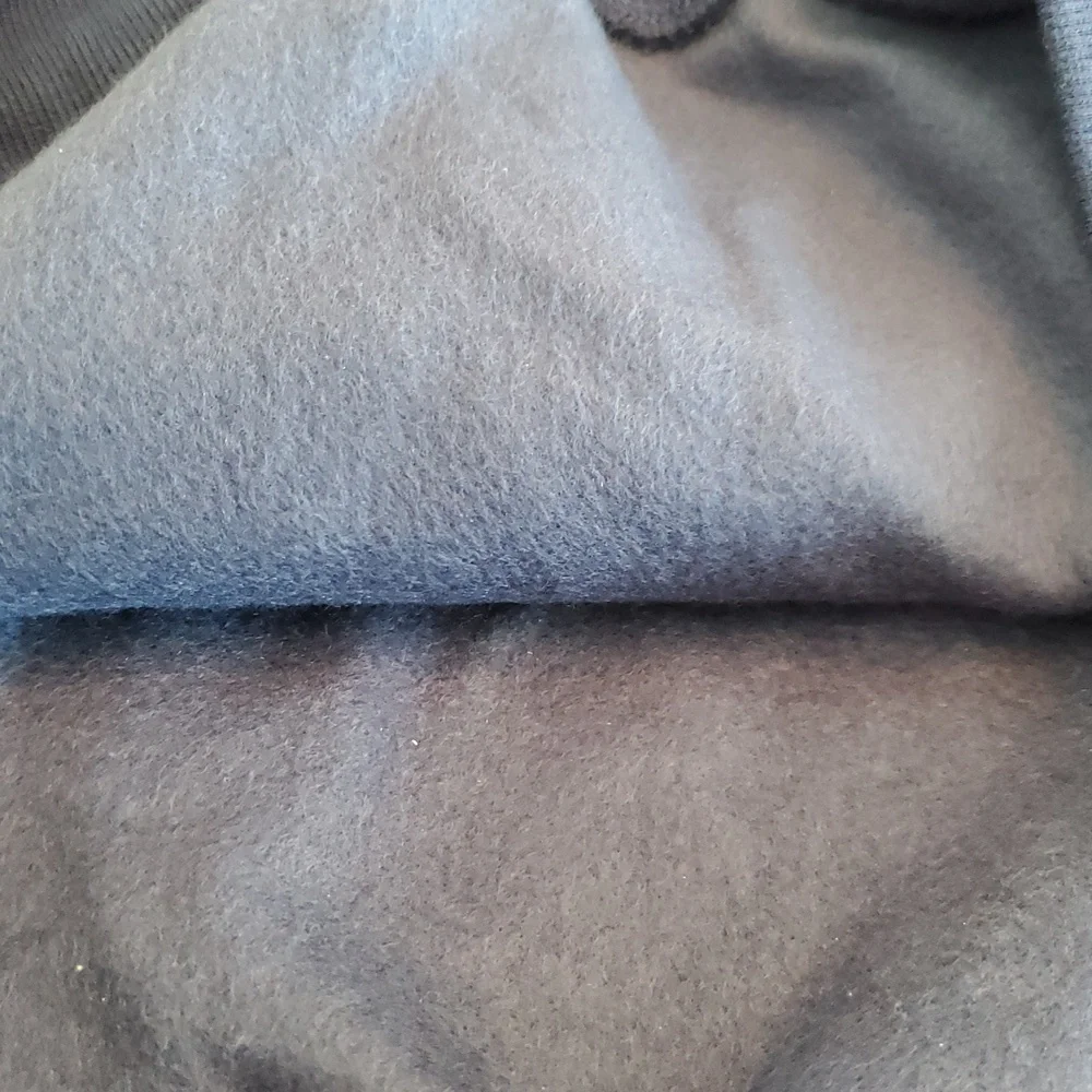 Victoria's Secret PINK crewneck Sweatshirt - Picture 5 of 8
